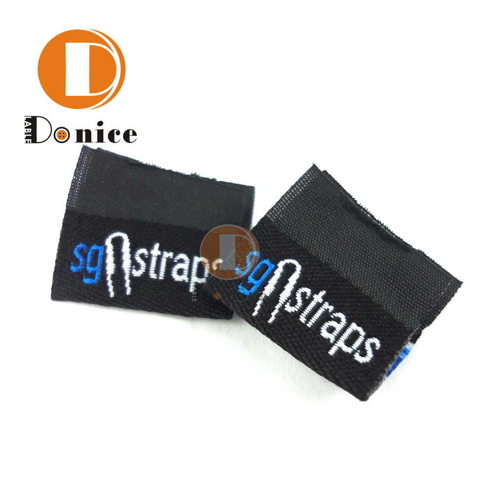 Woven Labels with Unique Textures and Patterns