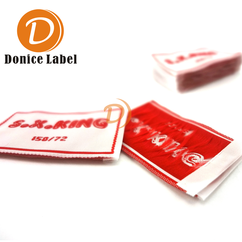 Custom Woven Labels for Startup Fashion Brands