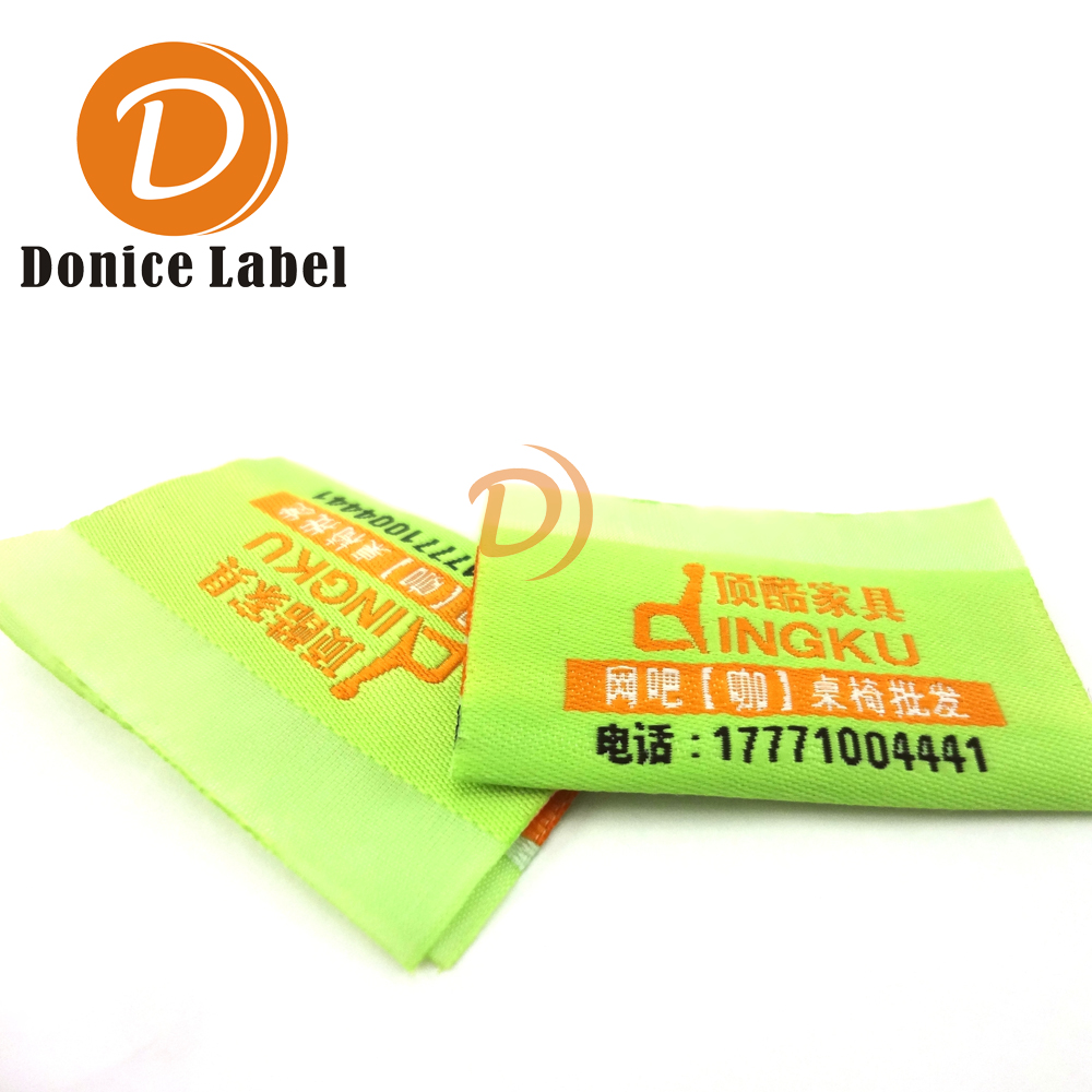 Woven labels with special finishes (glossy, matte)